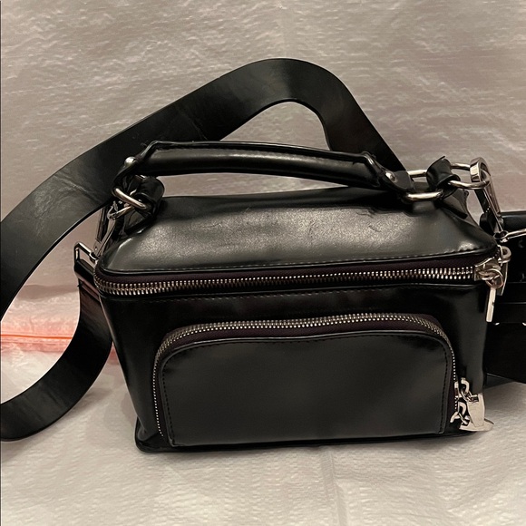 Zara Handbags - Zara Black Crossbody Bag